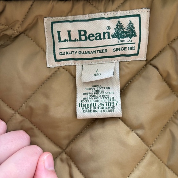 L.L. Bean Women’s Green Quilted Barn Coat Size Large Reg - Picture 4 of 8
